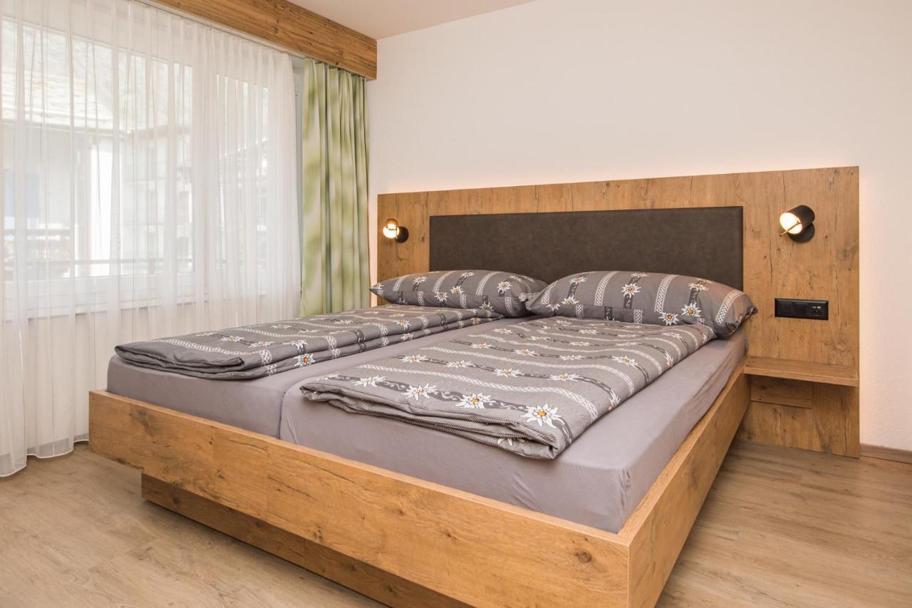 Haus Floralp Apartment Zermatt Exterior photo